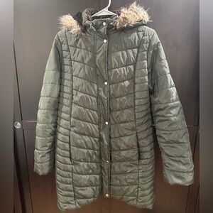 QUILTED WALKER WITH OUTER DRAWCORD by Weatherproof since 1948 faux Fur Trim